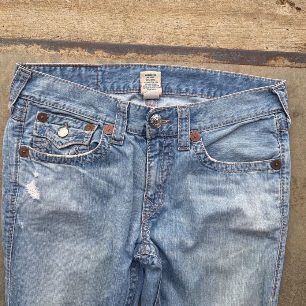 True Religion Ricky Big T Mens 35 Light Wash Distressed Straight Leg Jeans USA - Picture 4 of 8